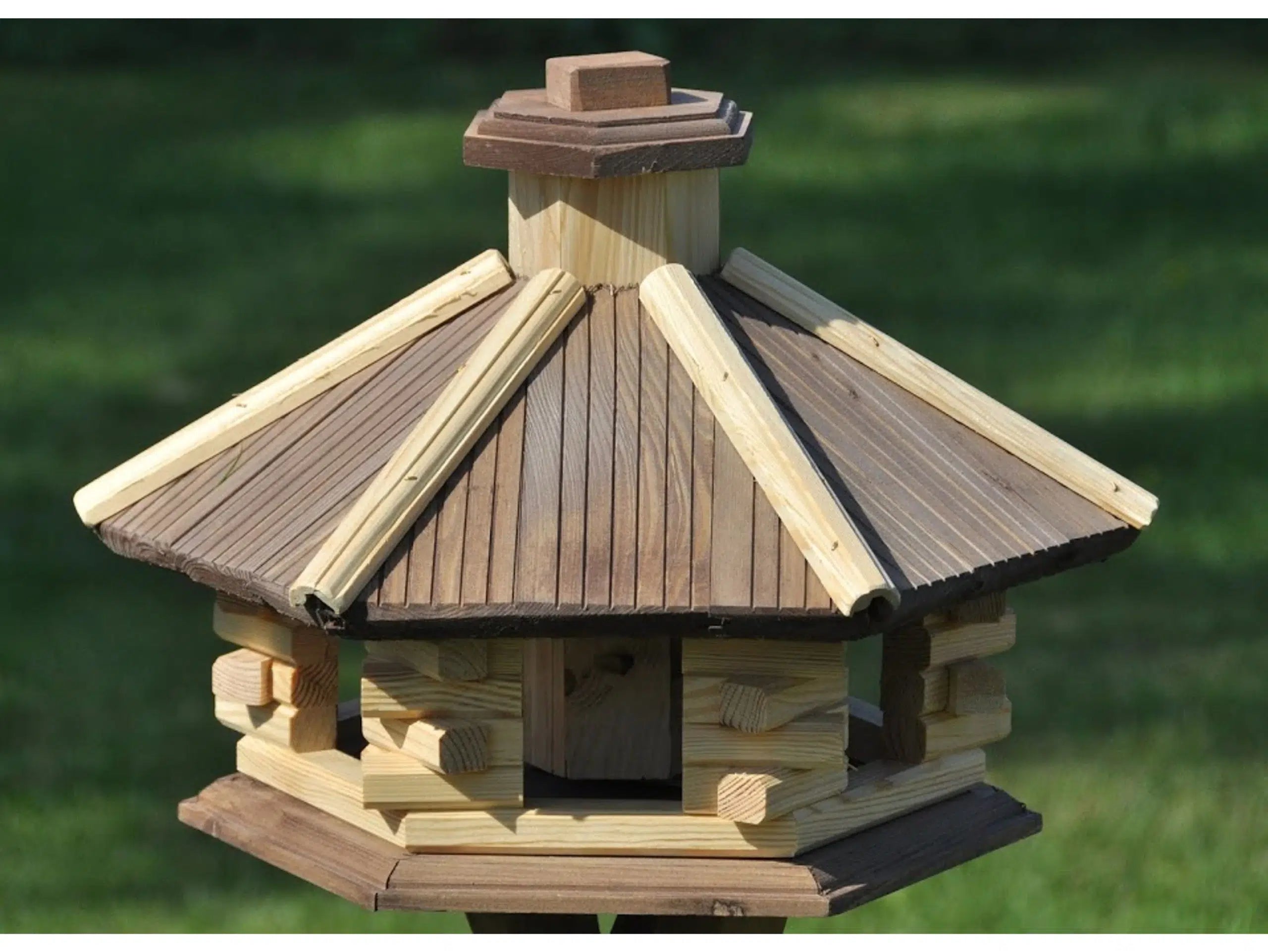 Vogelhuis zeshoekig met voersilo
